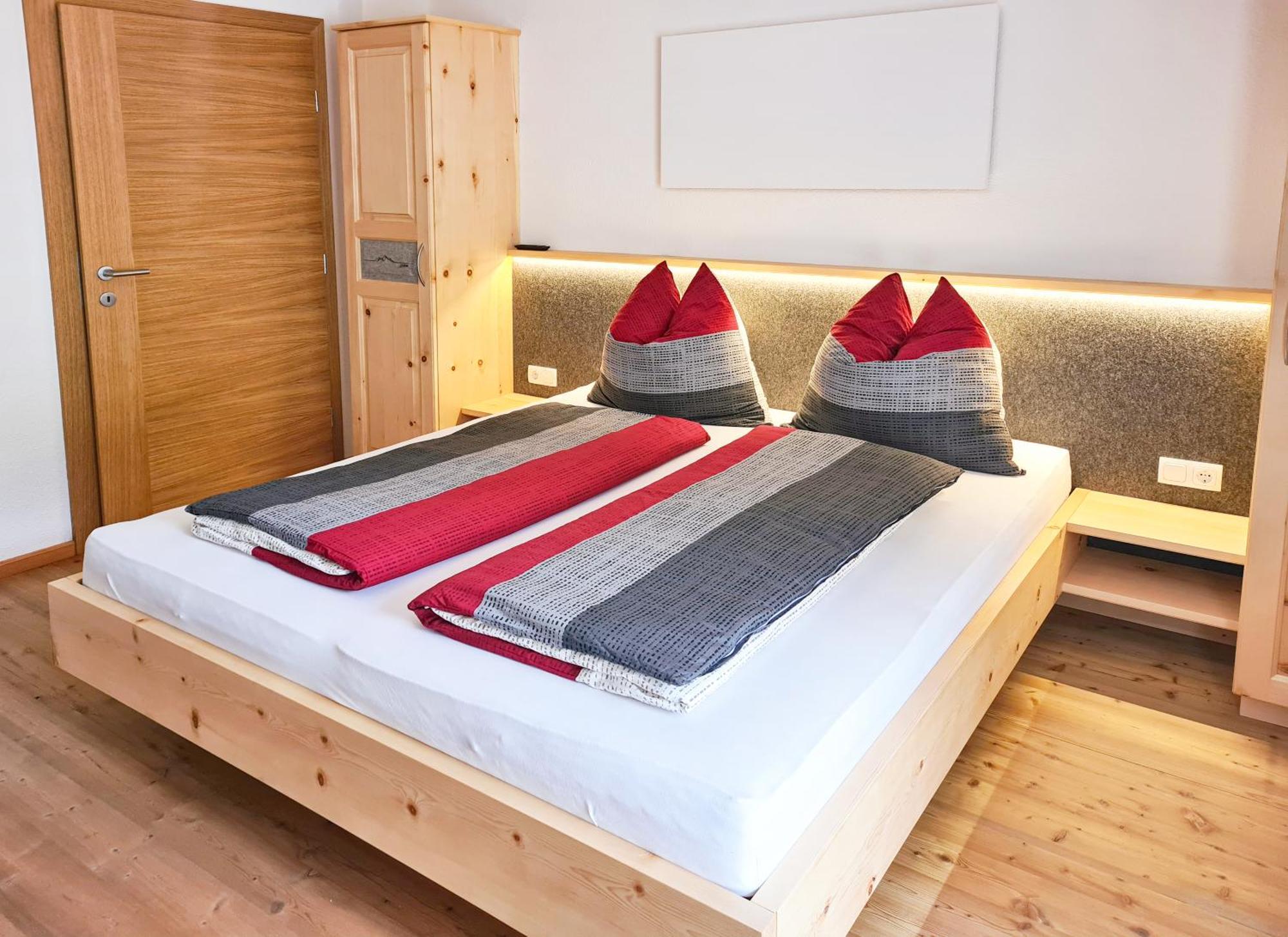 Ferienwohnung Auenheim อินเนอร์ฟิลล์กราเท็น ภายนอก รูปภาพ